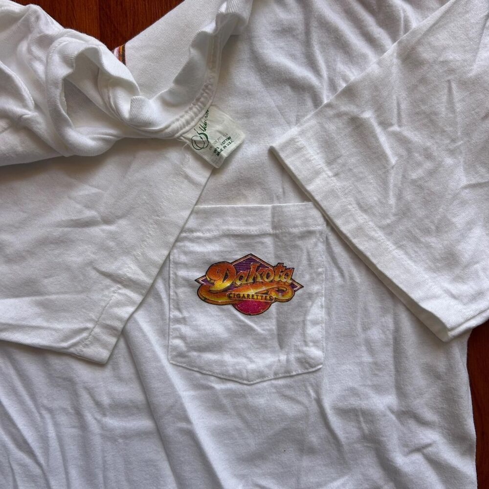 Vintage 80s Dakota Cigarettes single stitch y2k casino graphic pocket tee shirt